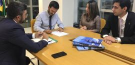 Portos do Paraná pedem descentralização de arrendamentos