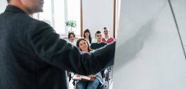 Qual a diferença entre MBA e especialização?